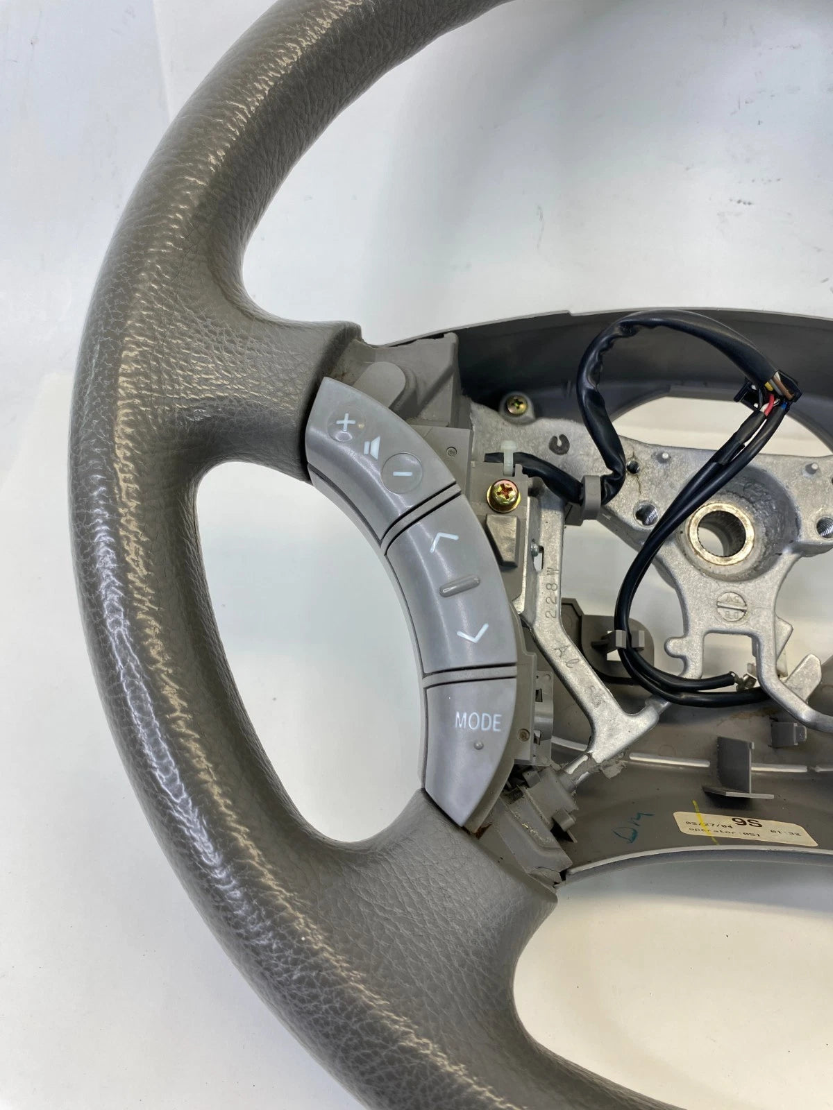 2004-2010 TOYOTA SIENNA STEERING WHEEL WITH RADIO CONTROLS STONE OEM