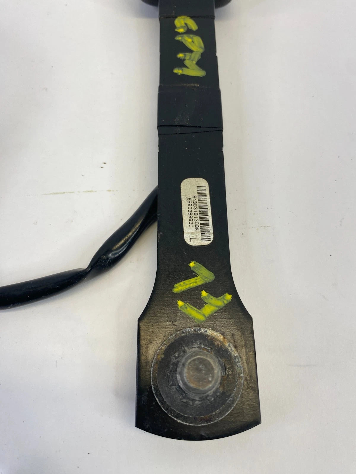2013-2019 NISSAN SENTRA FRONT LEFT DRIVER SEAT BELT BUCKLE RECEIVER OEM