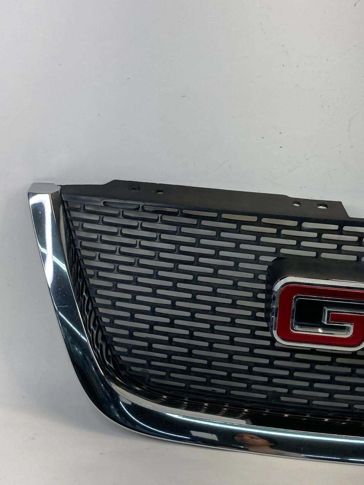 2007-2012 GMC ACADIA FRONT BUMPER UPPER CHROME GRILL GRILLE TRIM 15209577 OEM