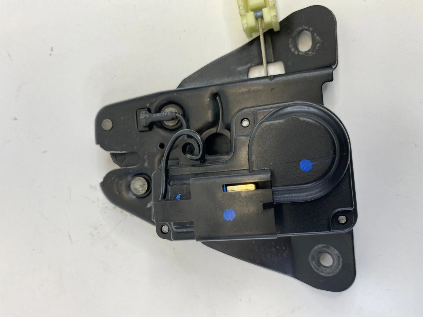 2008-2014 DODGE AVENGER TRUNK LATCH LOCK RELEASE ACTUATOR ASSEMBLY OEM