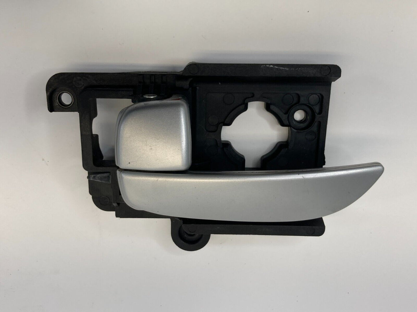 07-09 Hyundai Elantra Rear Left Back Side Interior Door Handle 82613-HD000 OEM