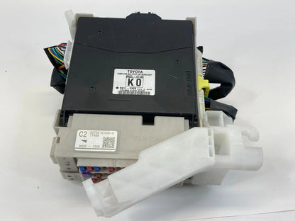 2010-2015 TOYOTA PRIUS 1.8L BODY CONTROL MODULE BCM MULTIPLEX 9221-47120 OEM