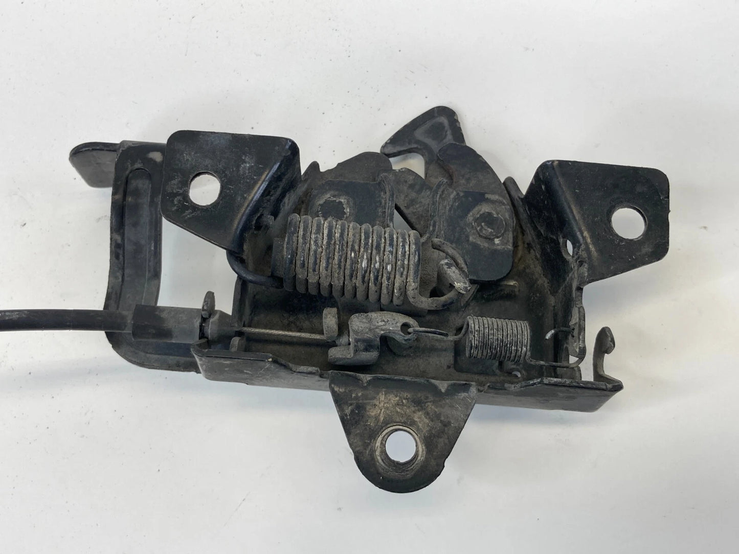 2005-2010 KIA SPORTAGE FRONT HOOD LOCK LATCH RELEASE MECHANISM UPPER OEM FACTORY
