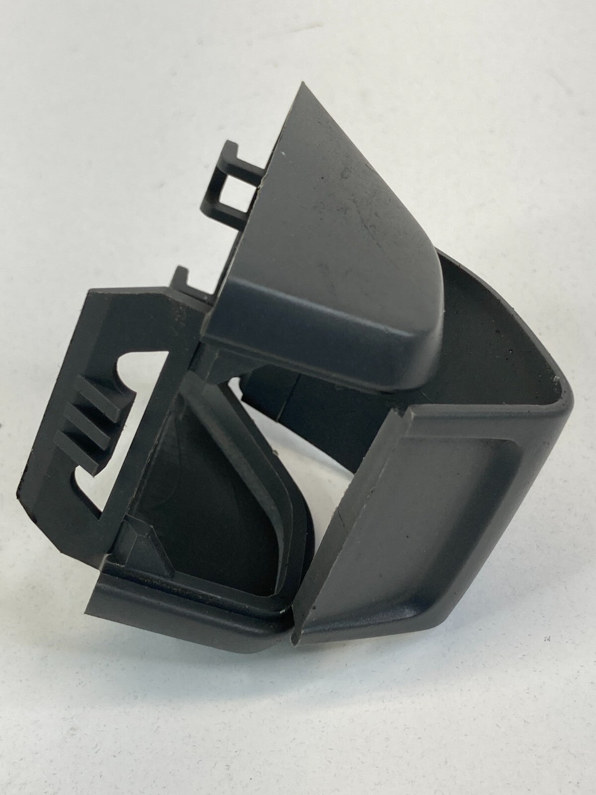 01 02 03 04 Volvo S60 Rear Seat Child Restraint Anchor Plate Cover Trim OEM