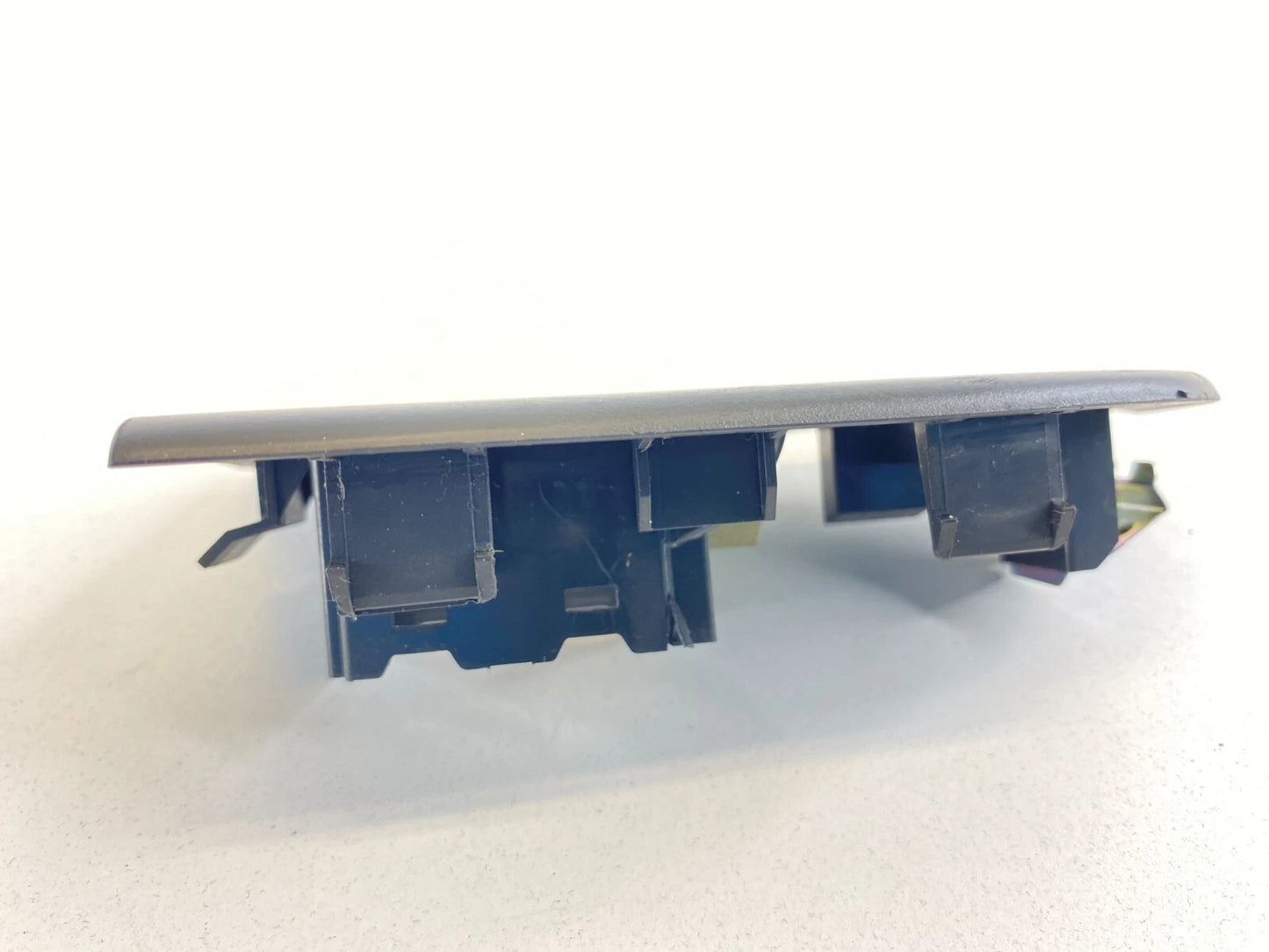 07-10 HYUNDAI ELANTRA SEDAN REAR LEFT DOOR WINDOW SWITCH BEZEL 93580-2H000 OEM