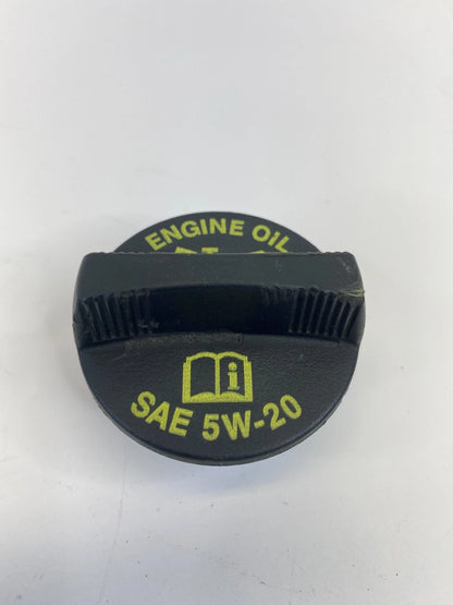 2006-2010 CHRYSLER TOWN & COUNTRY ENGINE OIL FILLER FLUID COVER CAP SAE 5W-20