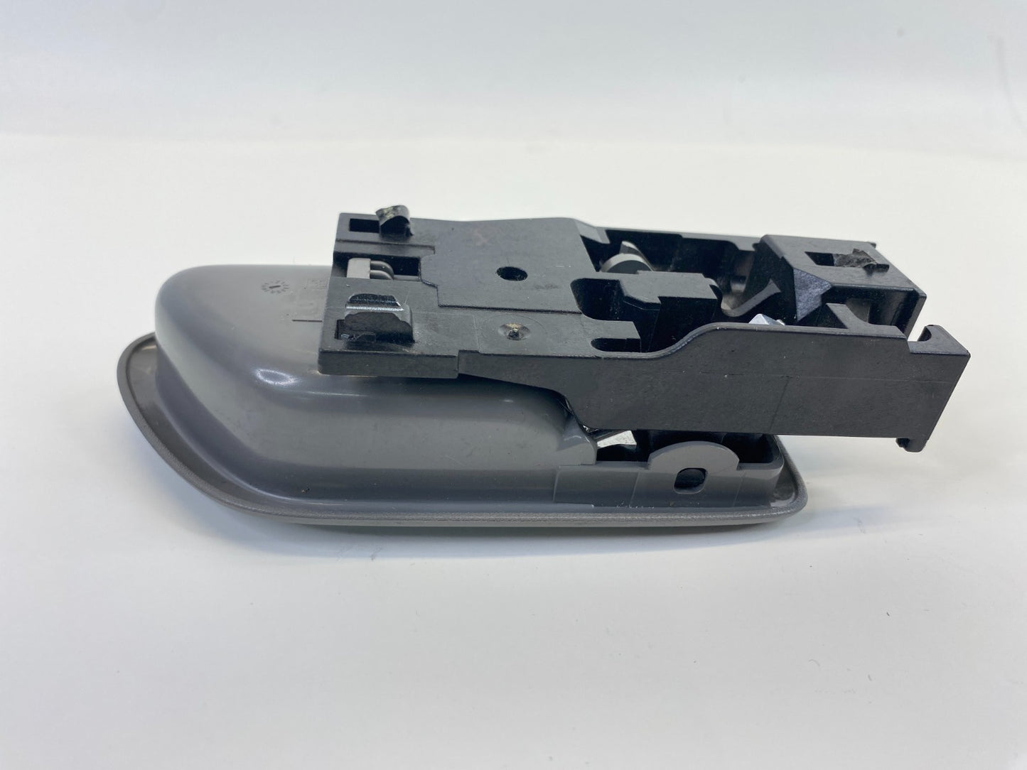 2000-2004 Toyota Avalon Front Left Side Interior Door Handle Assembly OEM