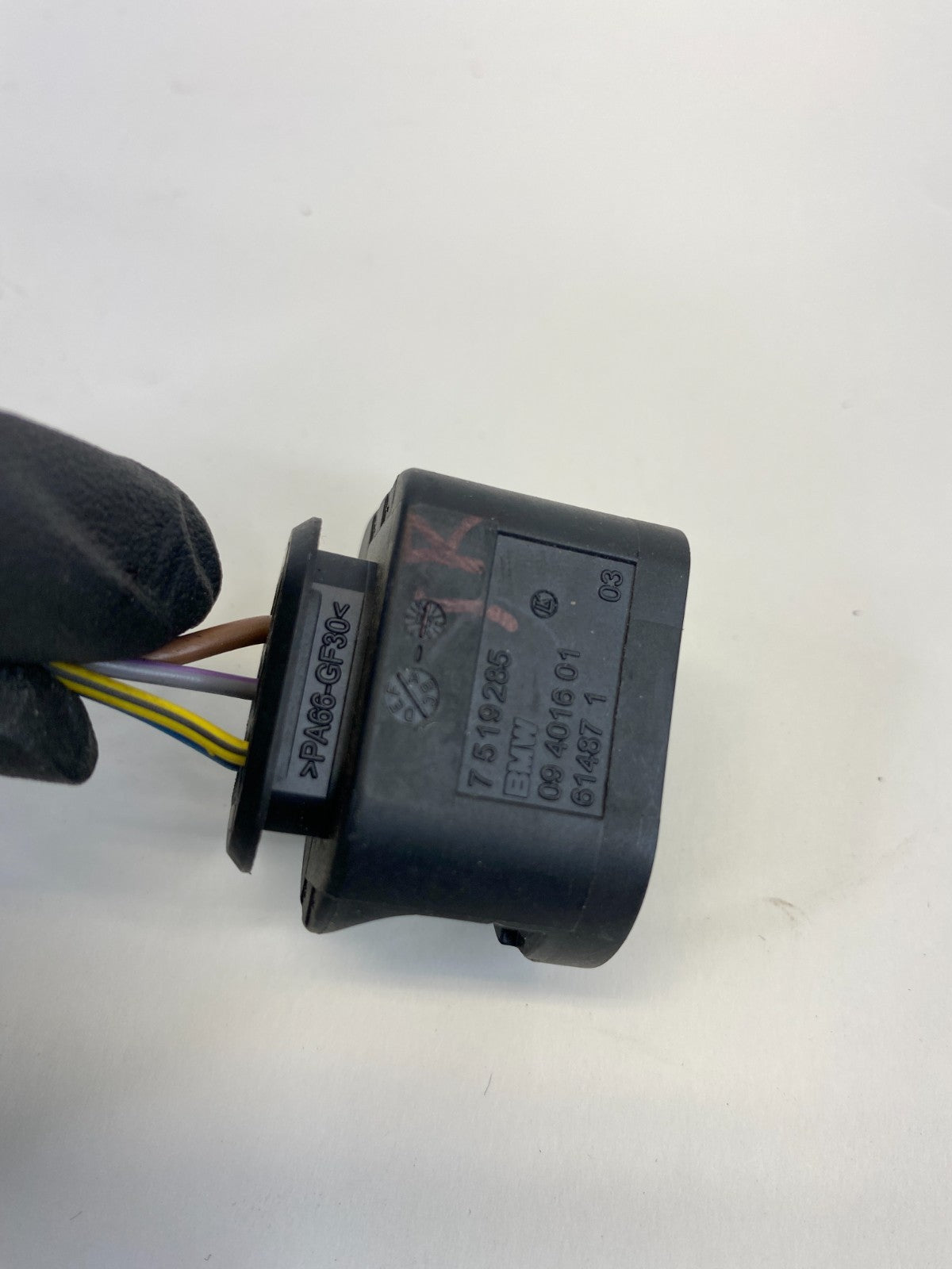 08-10 Mini Cooper Rear Right Side Taillight Tail Lamp Connector Pigtail 7519285