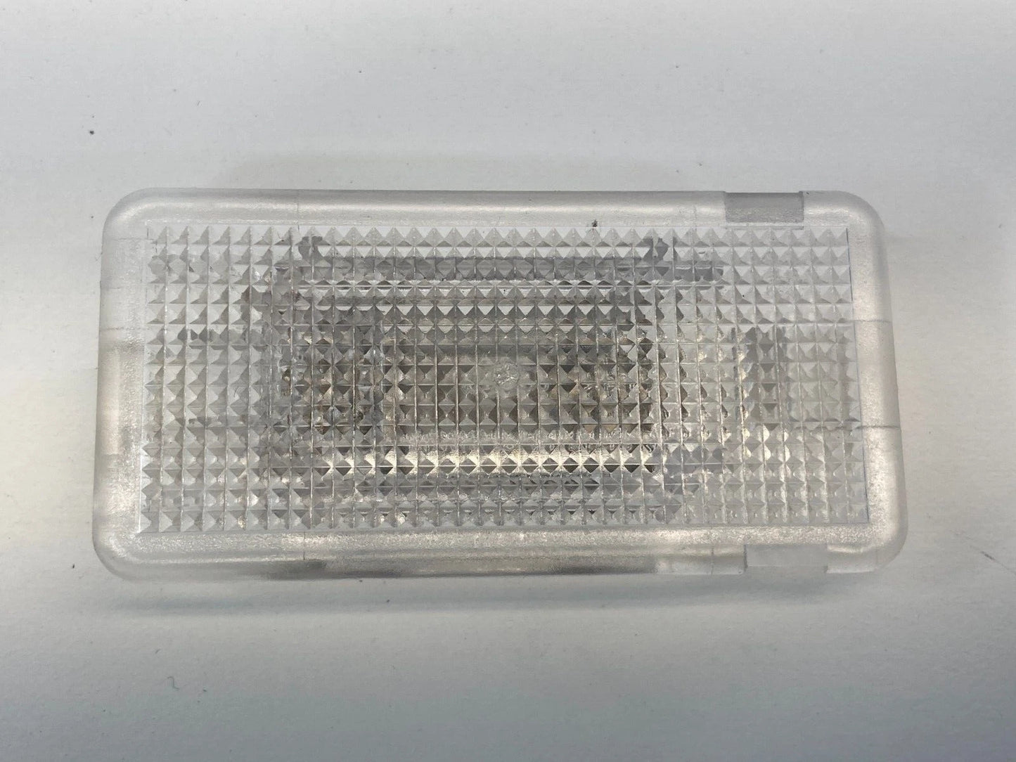 2009 2010 BMW 535I XDRIVE FRONT CONSOLE INNER INTERIOR COURTESY LIGHT LAMP OEM