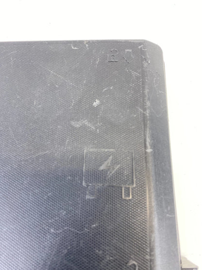 2007-2009 GMC ACADIA 3.6L V6 ENGINE COMPARTMENT UPPER FUSE BOX RELAY LID COVER