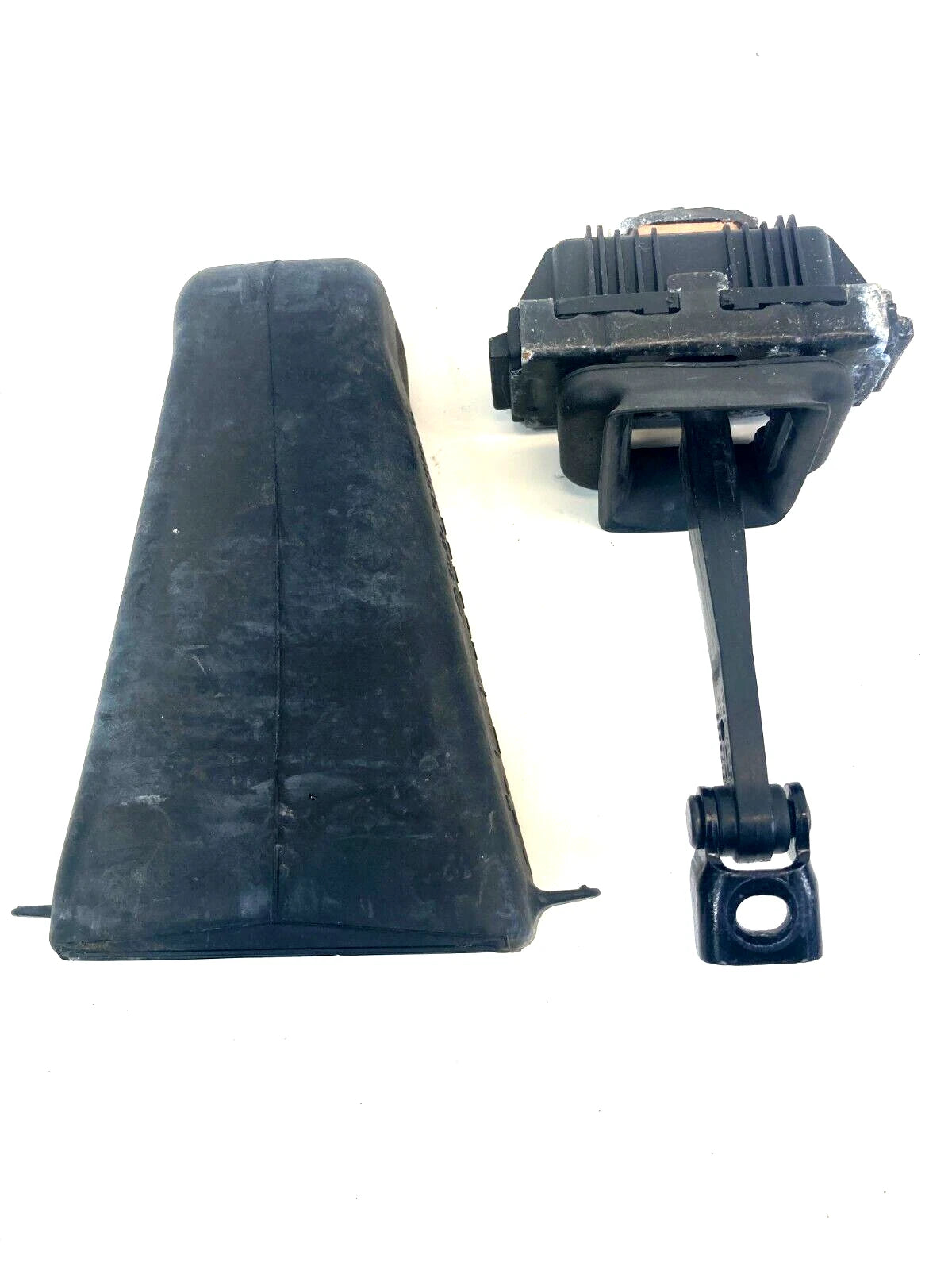 2009 2010 BMW 535I XDRIVE REAR LEFT DOOR CHECK STOP STOPPER DETENT 7176805 OEM