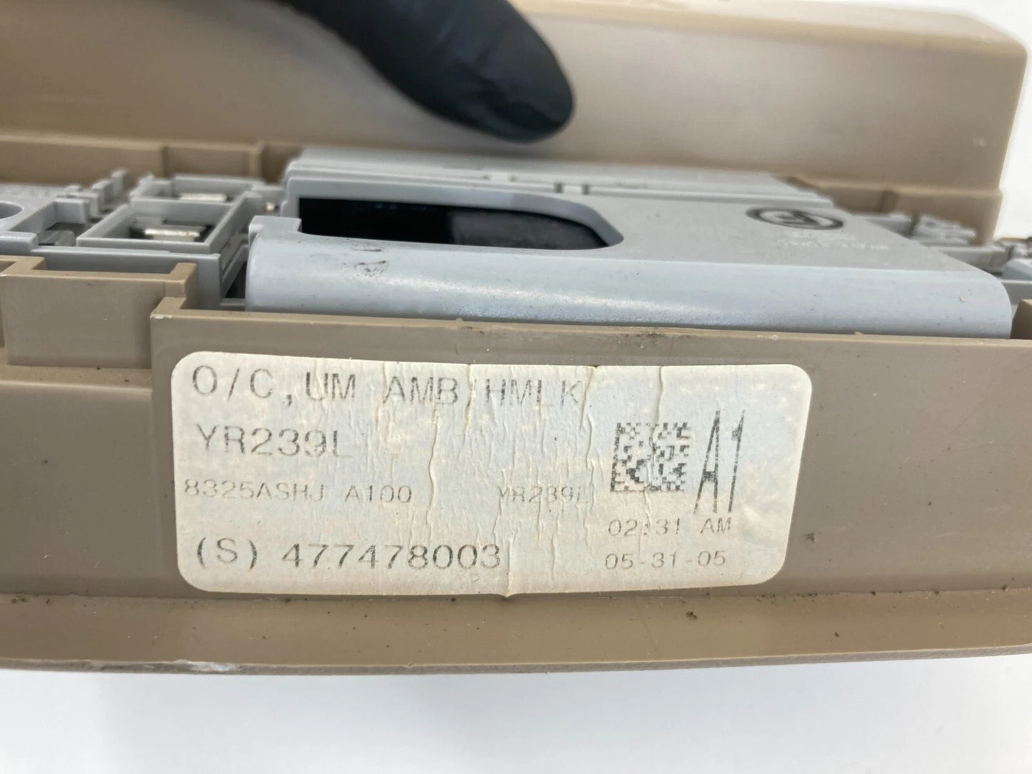 2005-2010 HONDA ODYSSEY OVERHEAD DOME INTERIOR LIGHT READING LAMP 8325ASHJA100