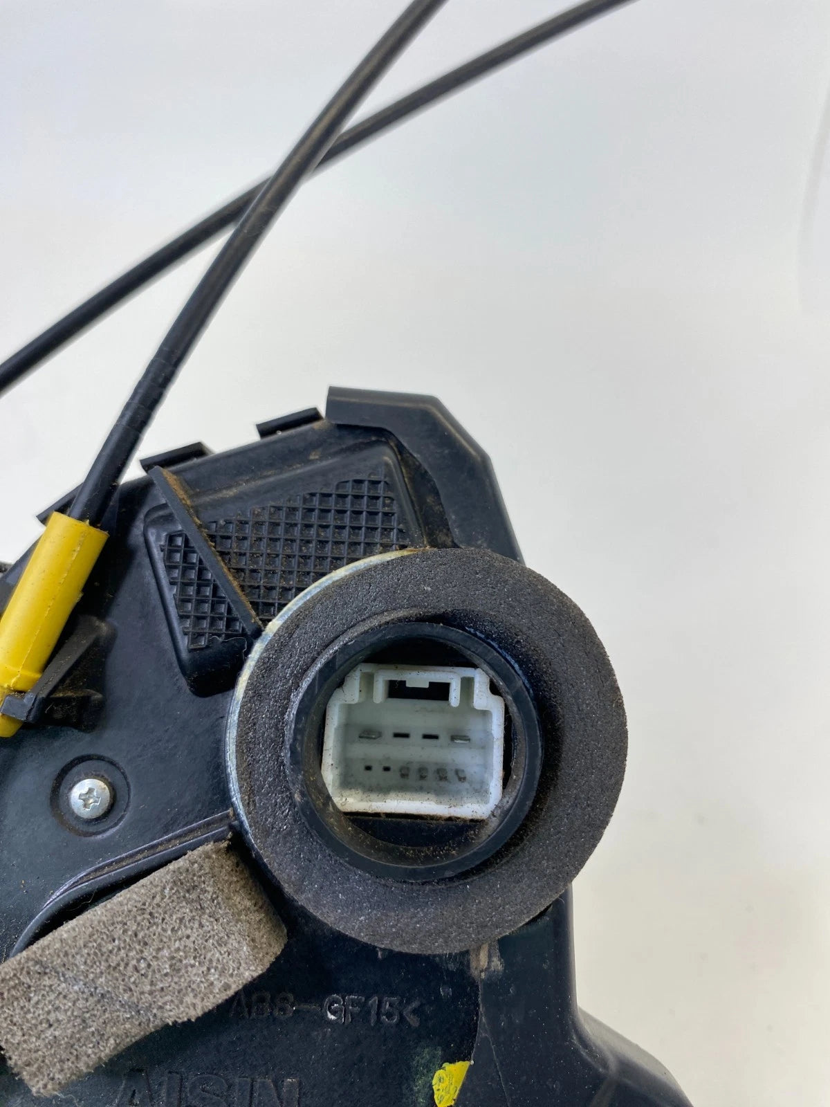 04-10 TOYOTA SIENNA FRONT RIGHT PASSENGER SIDE DOOR LOCK LATCH ACTUATOR OEM