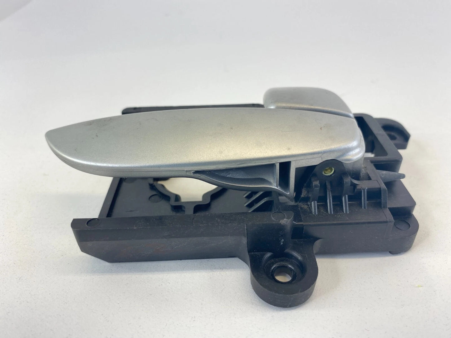 2007-2009 HYUNDAI ELANTRA SEDAN FRONT RIGHT DOOR INTERIOR HANDLE 82623-HD000 OEM