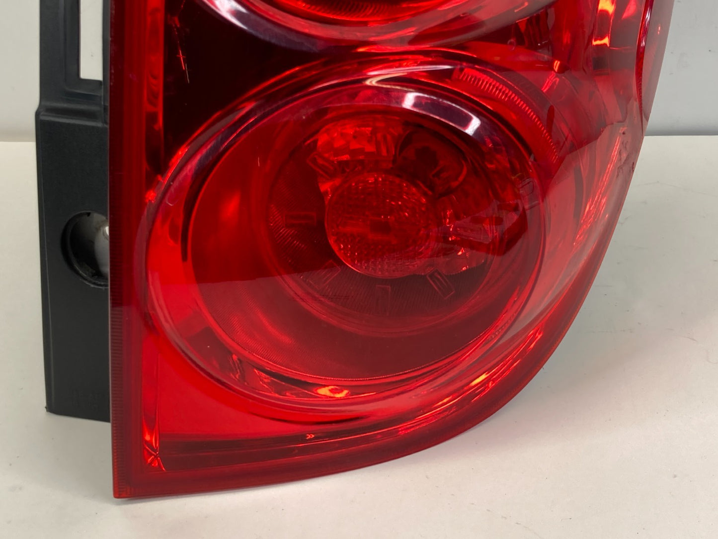 2010-2015 Chevrolet Equinox Right Passenger Side Tail Light Taillight Lamp OEM