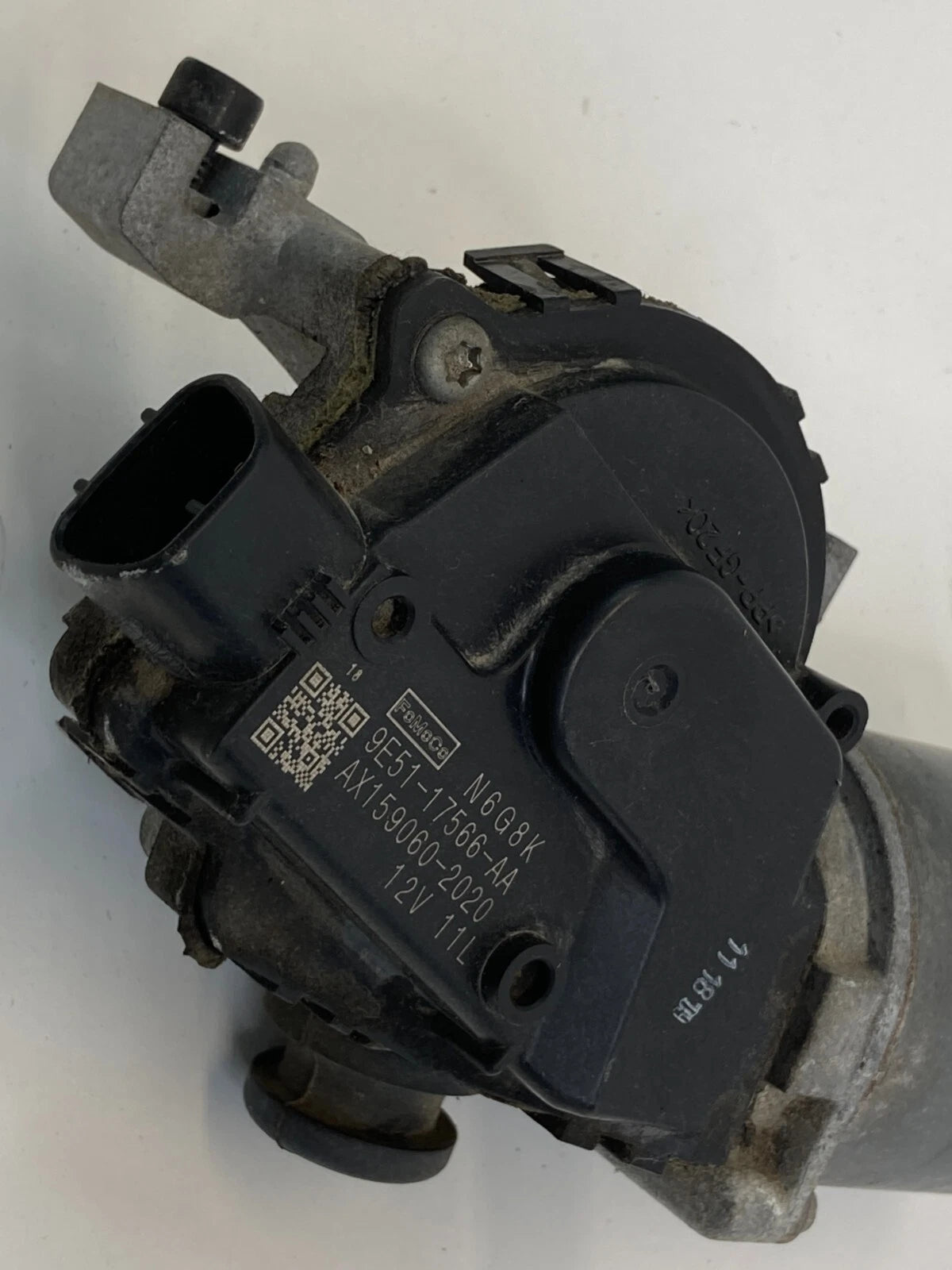 2010-2012 FORD FUSION LINCOLN MKZ FRONT WINDSHIELD WIPER MOTOR 9E51-17566-AA OEM