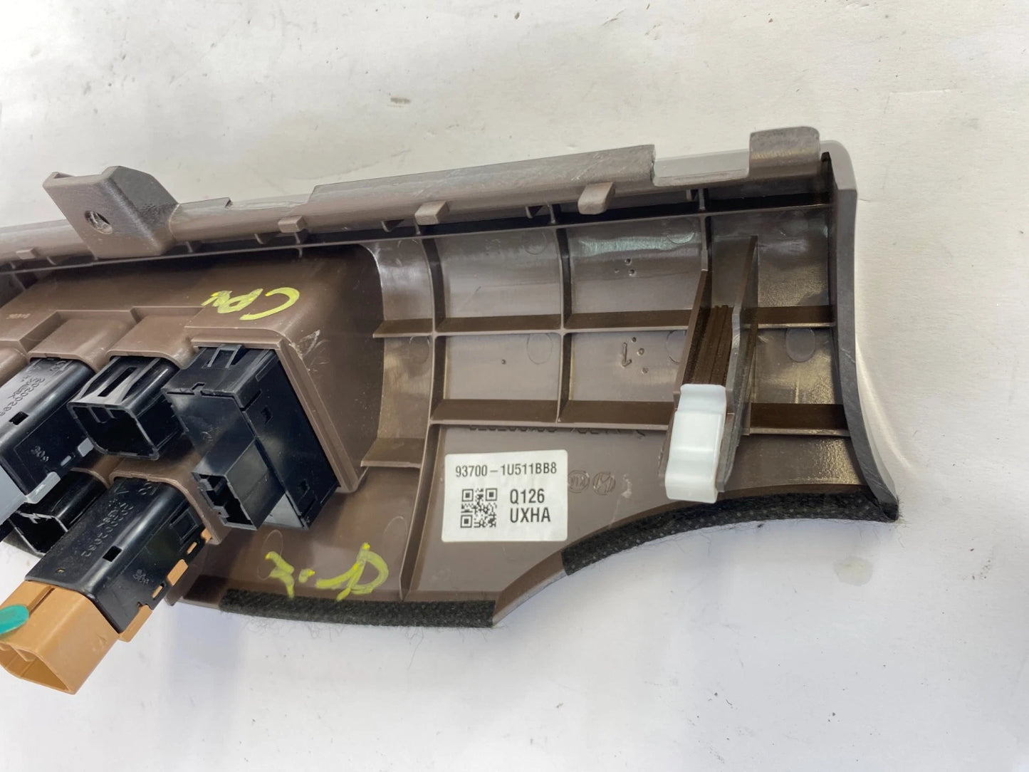 2014 KIA SORENTO FRONT DASH LEFT LH SIDE INTERRUPTER SWITCH PANEL ASSY OEM