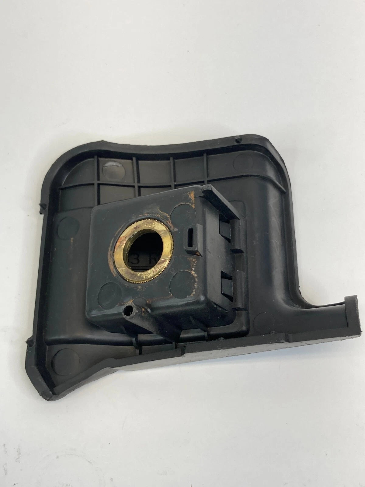 2010-2017 CHEVROLET CHEVY EQUINOX LOWER RIGHT SIDE FLOOR BOLT COVER CAP TRIM OEM