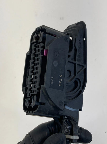 2014-2016 Nissan Sentra 1.8L A/T FWD ABS Pump Anti Lock Brake Plug Connector OEM