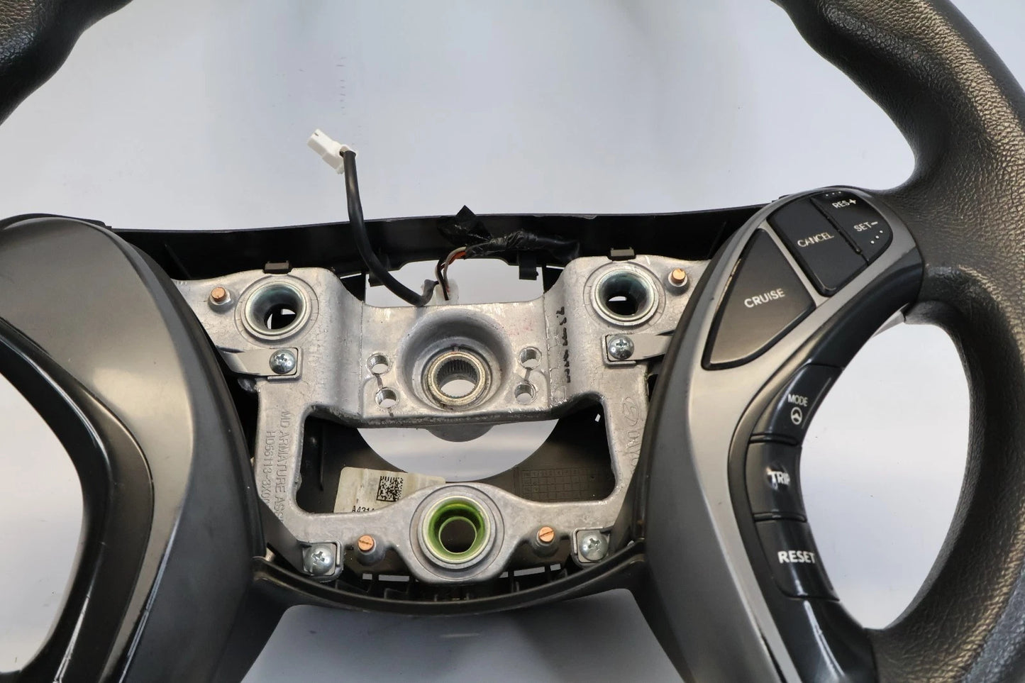 2014-2016 HYUNDAI ELANTRA DRIVER STEERING WHEEL W/ CRUISE CONTROL SWITCHES OEM