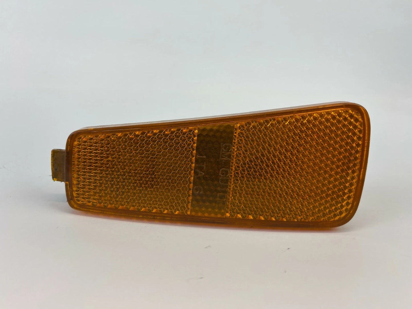 2006-2011 CHEVROLET HHR FRONT BUMPER RIGHT SIDE MARKER LIGHT LAMP 16532496 OEM