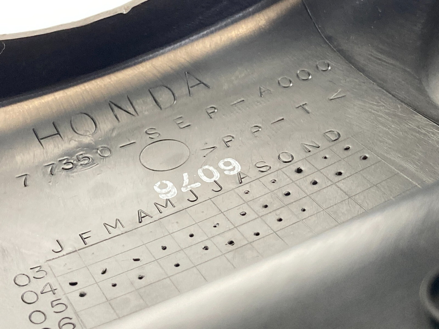 04 05 06 07 08 Acura TL Steering Column Upper & Lower Cover Trim 77350-SEP-A000