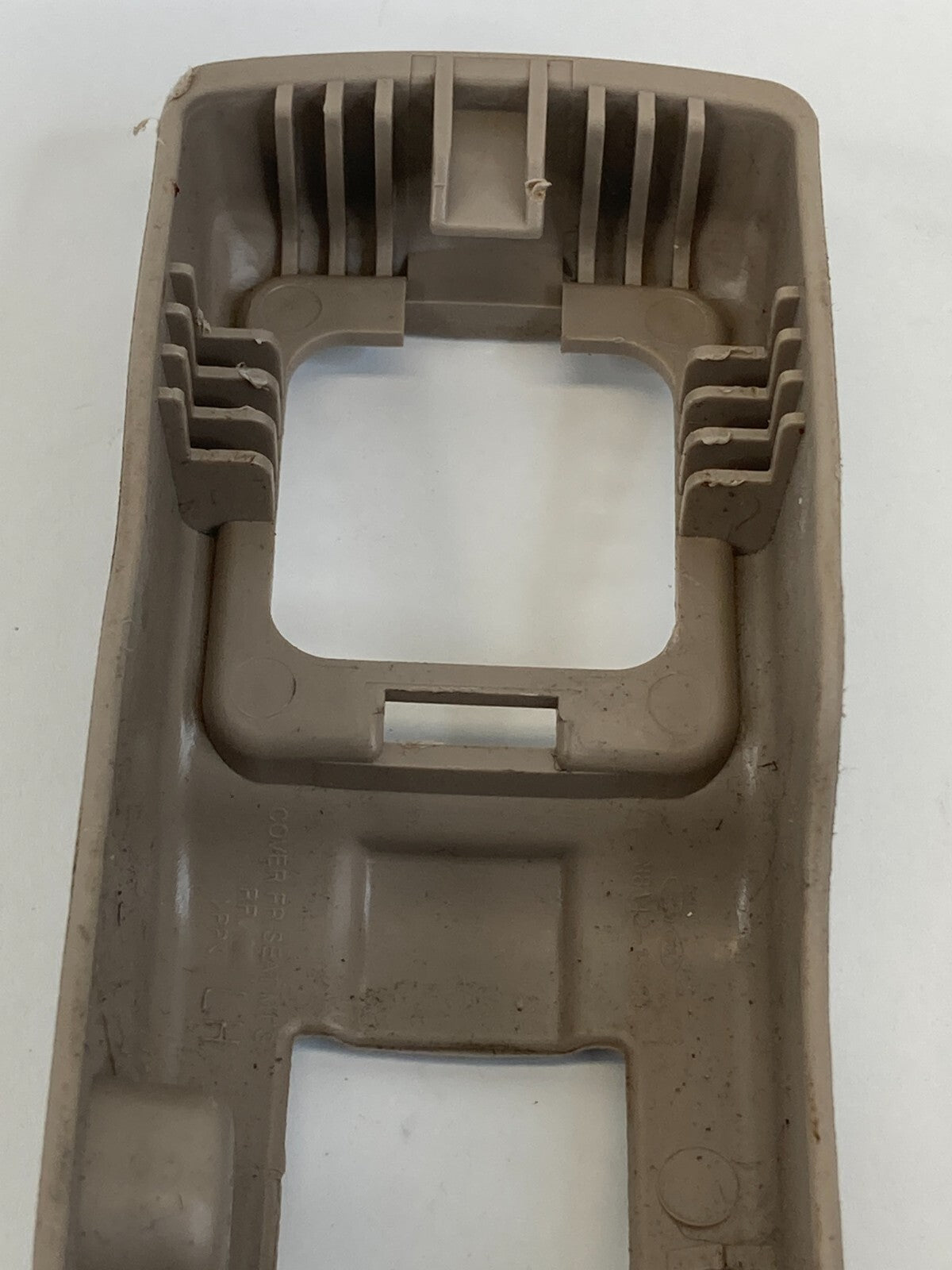 05 06 07 08 09 10 Kia Sportage Front Left Side Seat Track Cover Trim Cap OEM