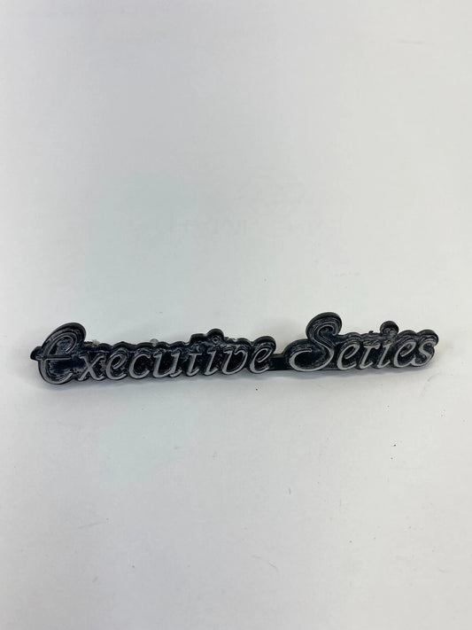 1998-2002 LINCOLN TOWN CAR EXECUTIVE FENDER EMBLEM BADGE LOGO F8VB-54297A74-AA