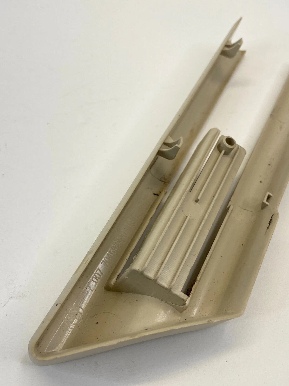 2009 2010 BMW 535I XDRIVE FRONT SEAT RAIL TRIM COVER BEZEL 7007704608290 OEM