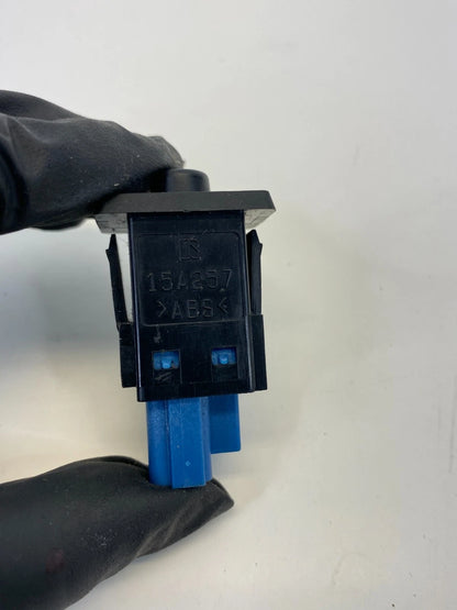 2002 2003 LEXUS ES300 04-06 LEXUS ES330 TRUNK LID CANCEL BUTTON OPENER SWITCH