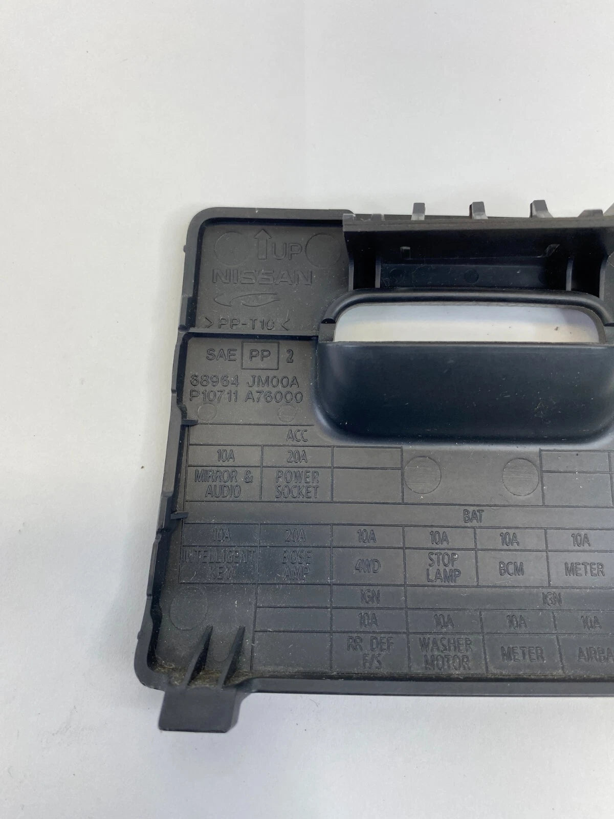 2008-2013 NISSAN ROGUE INNER FUSE BOX DOOR PANEL LID COVER TRIM 68964-JM00A OEM