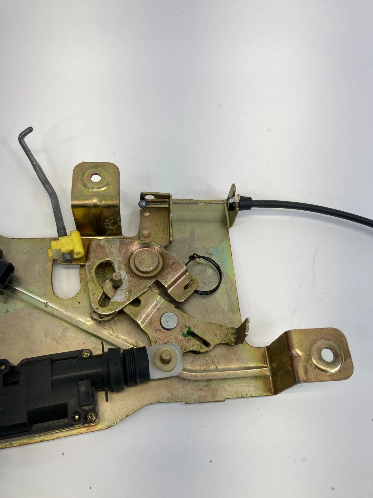 2006-2010 FORD EXPLORER TRUNK LIFTGATE GLASS WINDOW LOCK LATCH ACTUATOR ASSY OEM