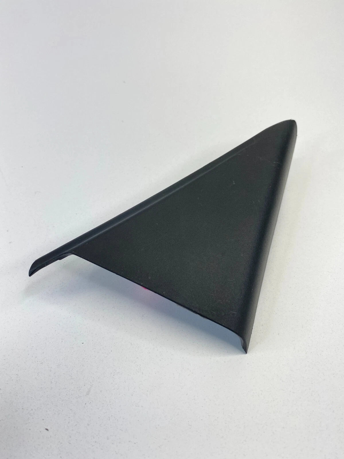 2011-2014 HYUNDAI SONATA INTERIOR REAR LEFT DOOR CORNER MOLDING COVER 839113S000