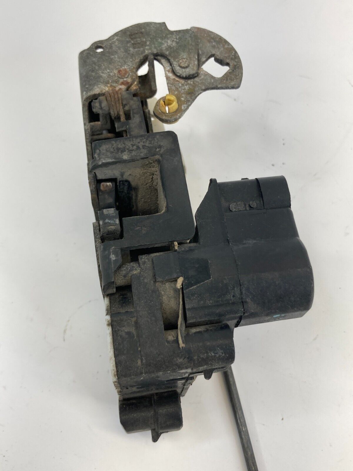 1999-2007 Chevy Silverado 1500 Front Right Door Lock Latch Actuator Release OEM