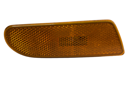 2000-2006 Mercedes-Benz S500 Front Right Bumper Marker Light Lamp A2208200221