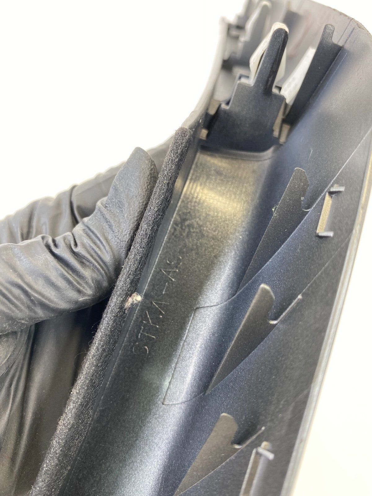 2010 2011 2012 Acura RDX Center Console Right Side Cover Bezel Trim Molding