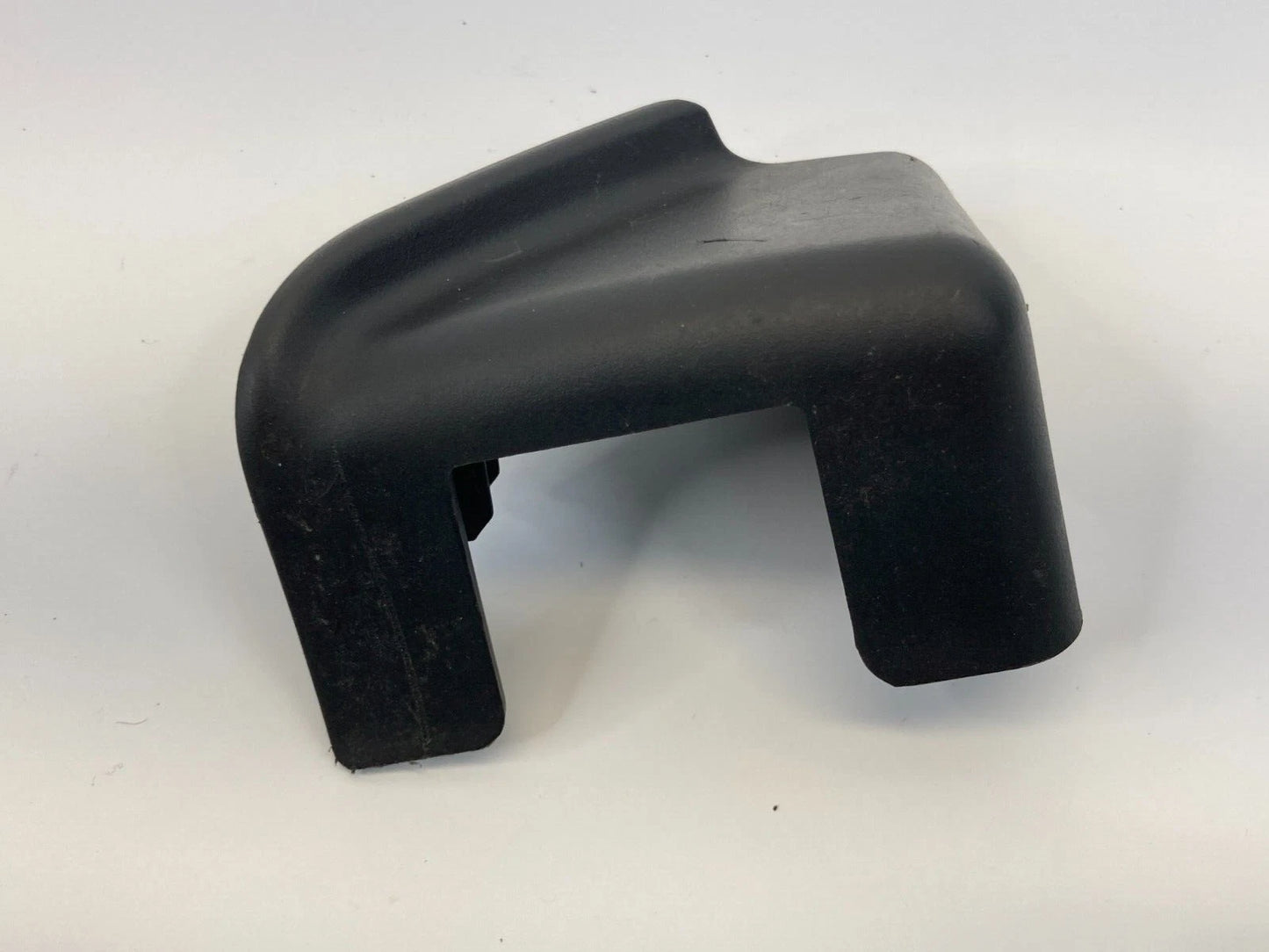 06-11 MERCURY MILAN FRONT RIGHT SEAT FORWARD FOOT COVER BEZEL 6E53-54130A02 OEM