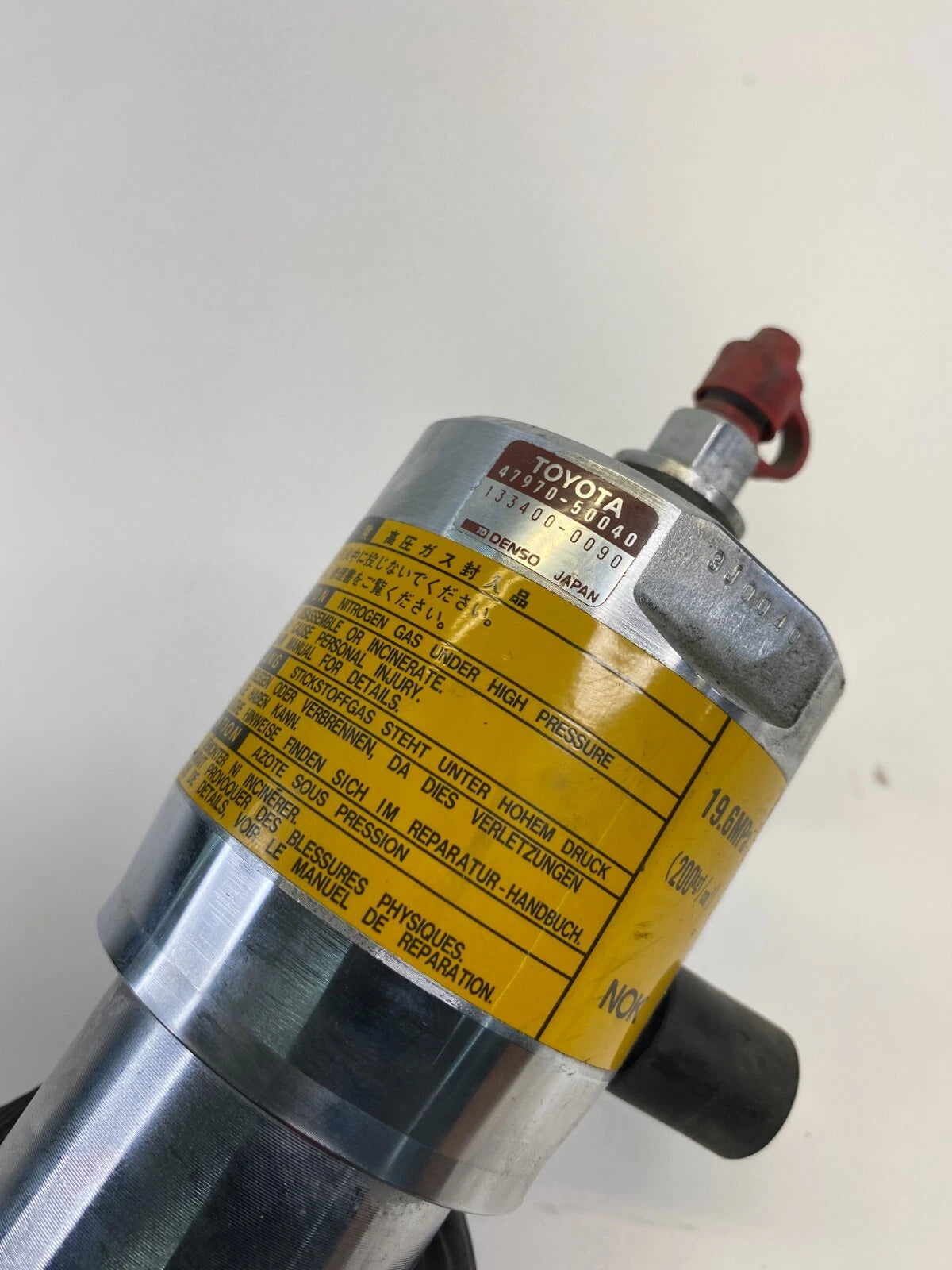 1993 1994 93 94 LEXUS LS400 4.0L ABS HYDRAULIC ACCUMULATOR UNIT ASSY 47970-50040