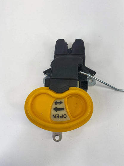 06-10 HYUNDAI ELANTRA SEDAN REAR BACK TRUNK LID LOCK LATCH ACTUATOR RELEASE OEM