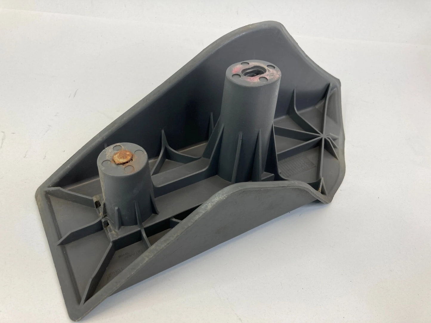 2010 KIA SEDONA FRONT LEFT DRIVER SIDE FOOT REST DEAD PEDAL 32891-4D000 OEM
