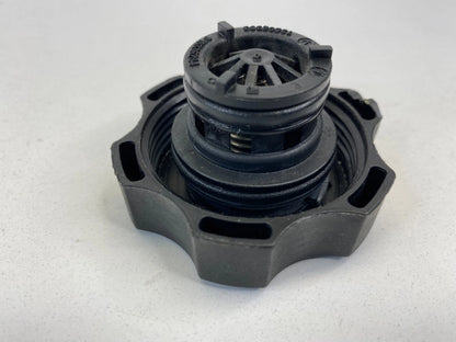 2012-2020 CHEVROLET IMPALA RADIATOR COOLANT OVERFLOW TANK CAP LID 13502353 OEM