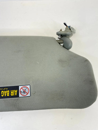 2005-2010 HONDA ODYSSEY LEFT DRIVER SIDE SUNVISOR SUN VISOR SHADE W/ LIGHT OEM
