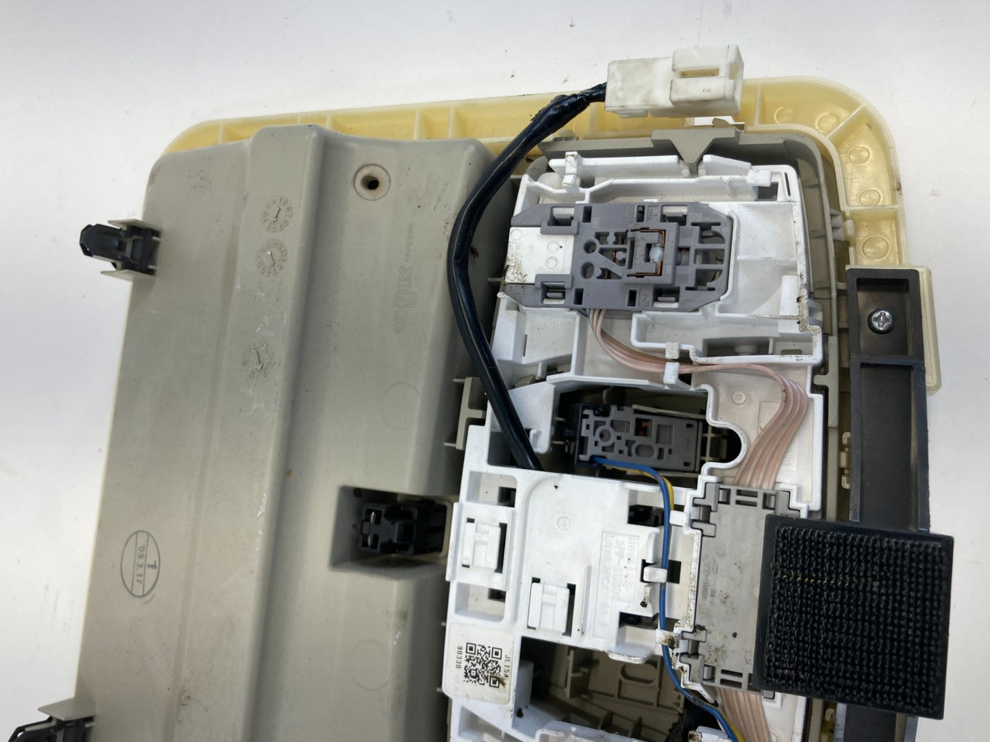 2009-2013 Infiniti G37 Sedan Overhead Console Dome Map Lamp w Sunroof Switch