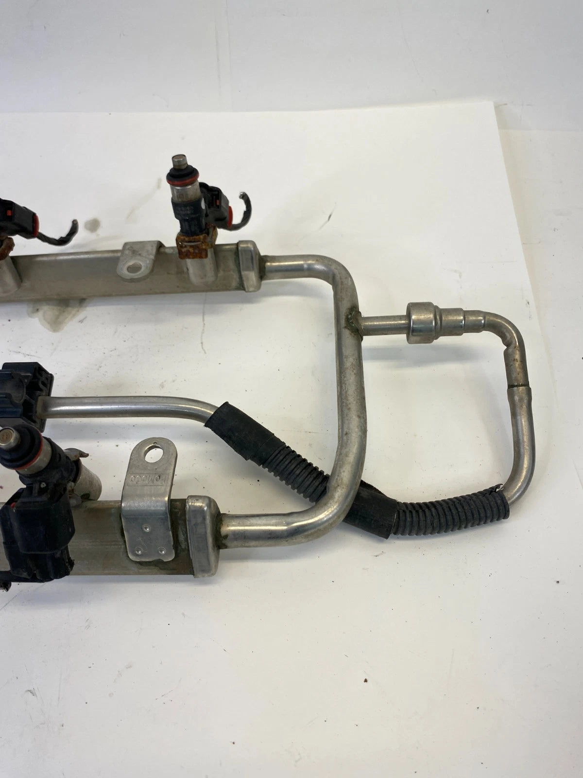 2011-2019 FORD EXPLORER 3.7L FUEL INJECTION RAIL W/ INJECTORS BB53-9J280-AF OEM