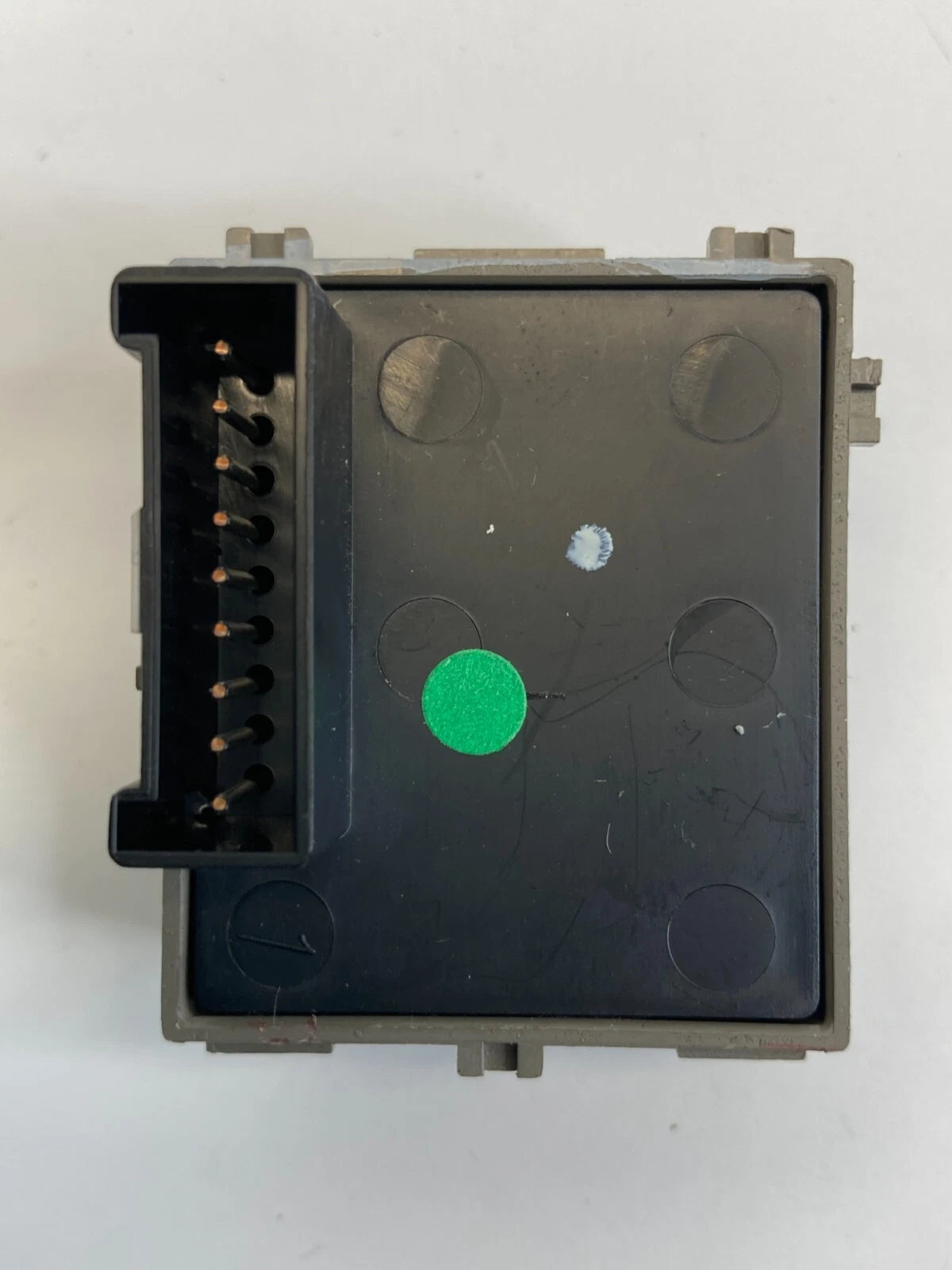 2000-2003 CADILLAC DEVILLE FRONT LEFT POWER HEATED SEAT SWITCH 25680199 OEM