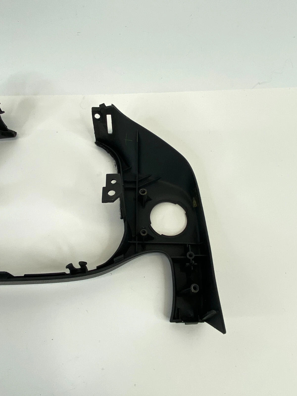 07 08 INFINITI G35 SPEEDOMETER INSTRUMENT CLUSTER DASH TRIM BEZEL 68240-JK60A