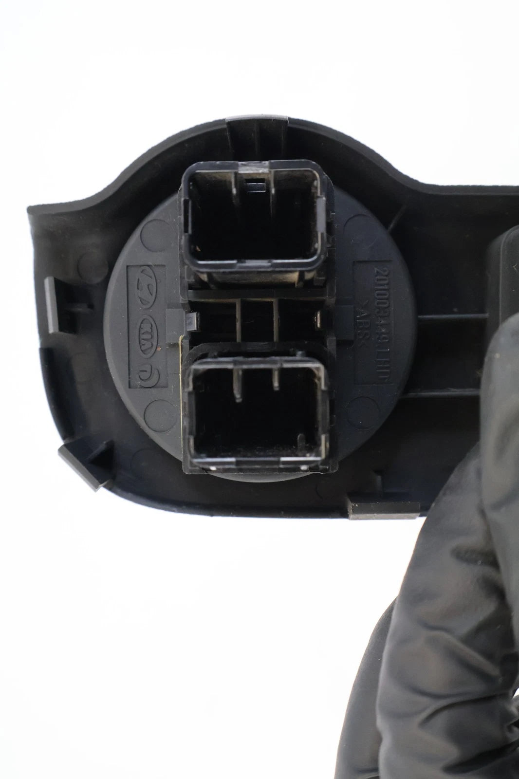 2006-2011 HYUNDAI ACCENT DIMMER SWITCH W/ SURROUND BEZEL TRIM COVER 201003449