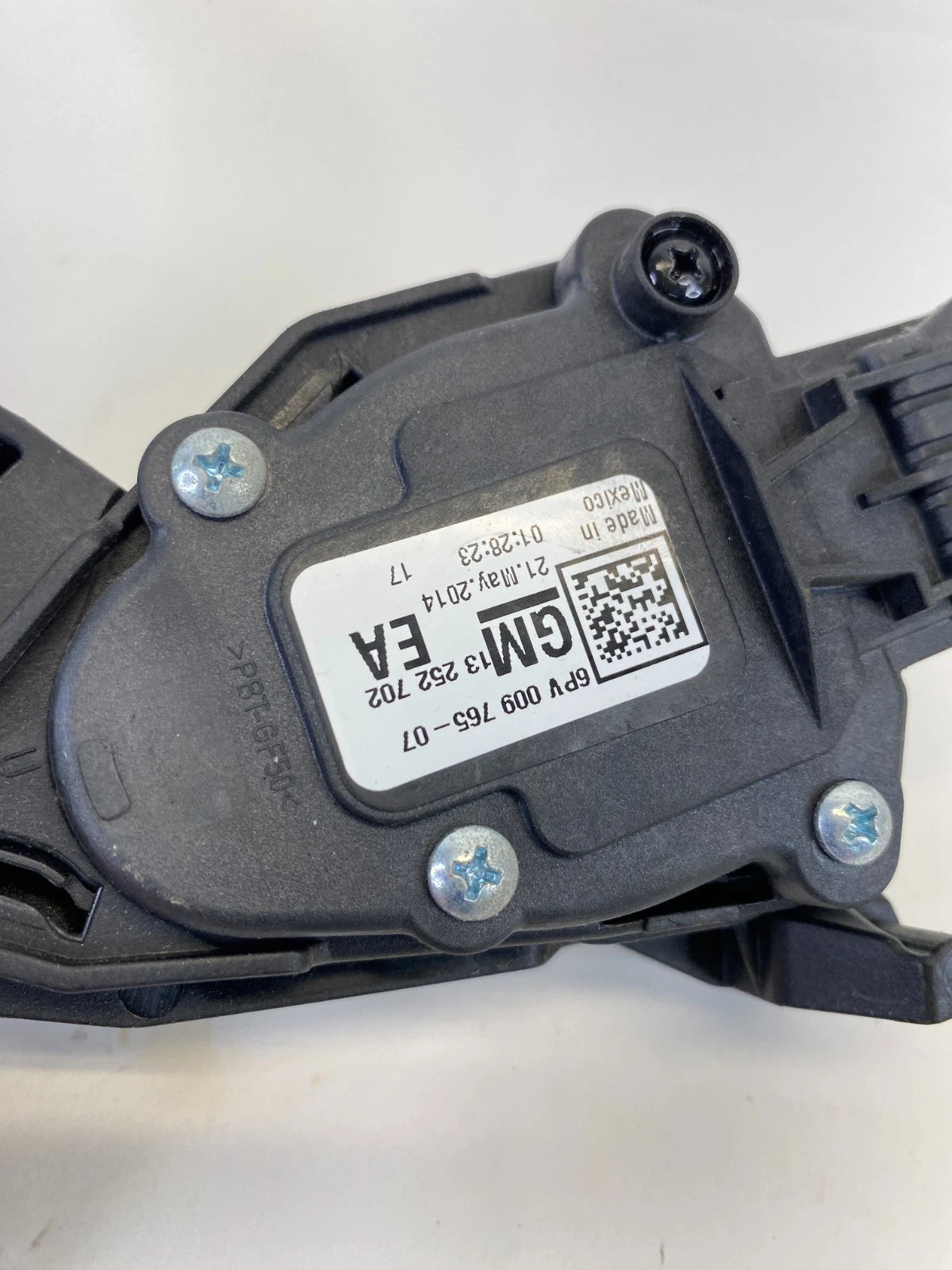 2011-2015 CHEVROLET CRUZE ACCELERATOR GAS PEDAL W/ POSITION SENSOR 13252702 OEM