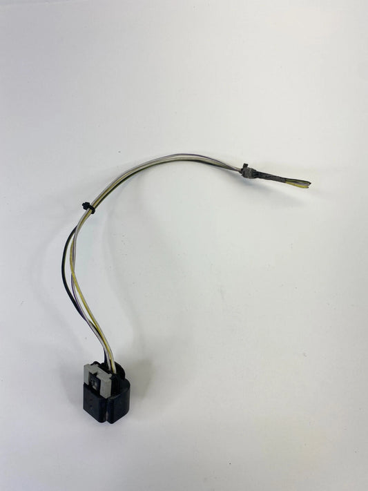 2009-2014 VOLKSWAGEN ROUTAN RIGHT TAILLIGHT WIRE WIRING HARNESS CONNECTOR OEM