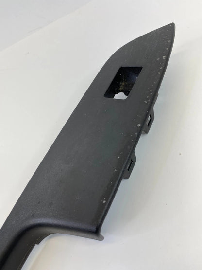 2010-2017 CHEVROLET EQUINOX FRONT RIGHT SIDE WINDOW SWITCH TRIM BEZEL 25946839